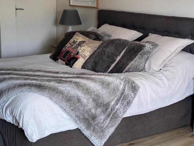 Agreable Chambre D Hote Avec Piscine Et Jacuzzi Thégra Exterior foto