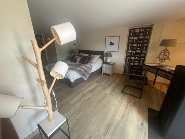 Agreable Chambre D Hote Avec Piscine Et Jacuzzi Thégra Exterior foto