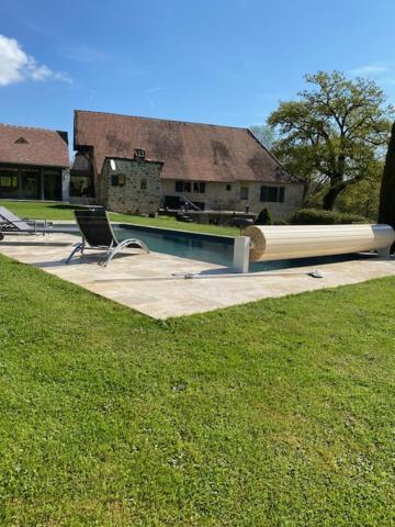 Agreable Chambre D Hote Avec Piscine Et Jacuzzi Thégra Exterior foto